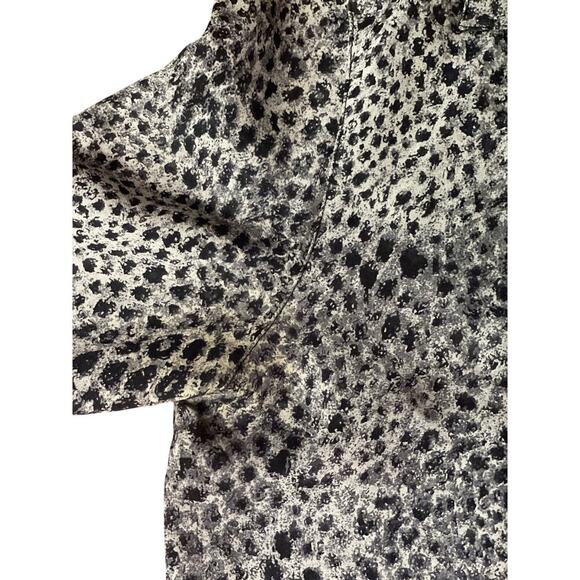 Vintage Talbots Pure Silk Gray Animal Print Button Up Blouse Size 8 Petite - Picture 5 of 5